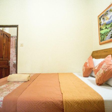 Shindu Home Stay Ubud Exterior foto