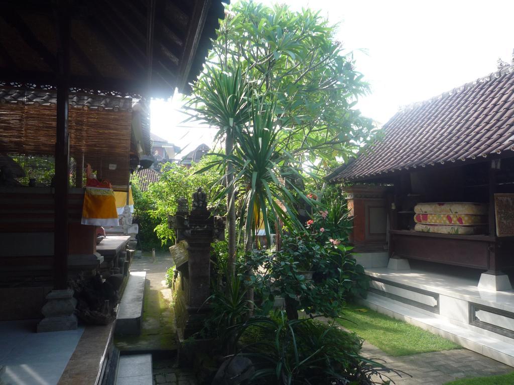 Shindu Home Stay Ubud Exterior foto